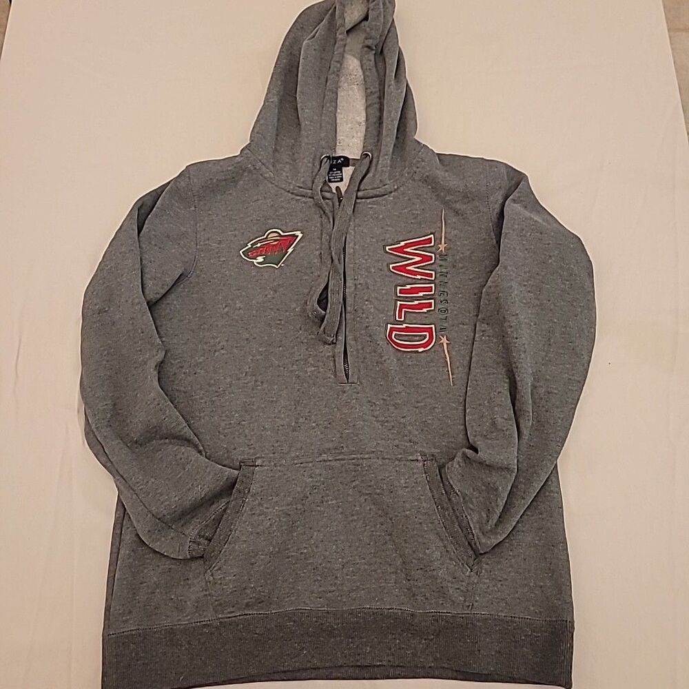 MN Wild Hockey 1/2 Zip Hoodie With Pocket And Drawstring Youth Size Medium